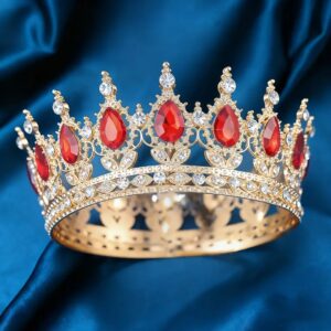 Корона золота з червоним камінням