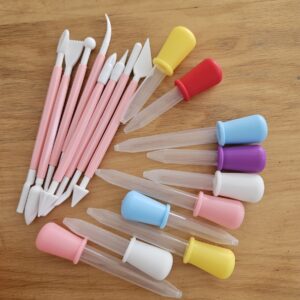 Інструменти і інше для декору