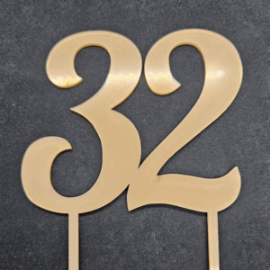 Топер цифра 32  #834