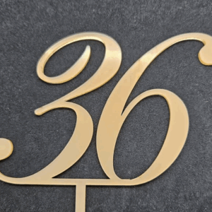 Топер  цифра "36"  #731